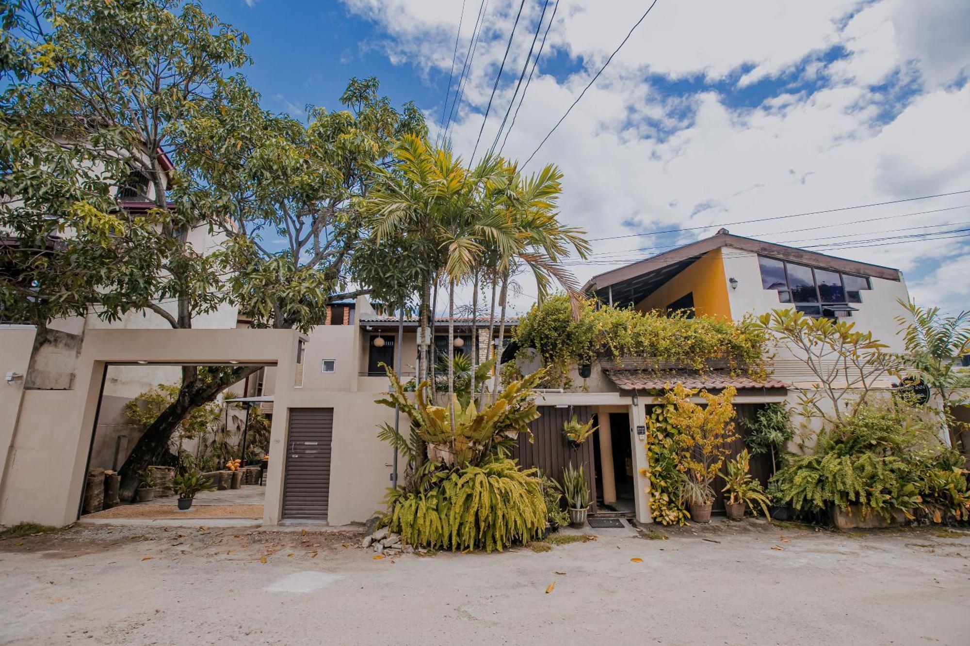 Drop Inn Hostels コロンボ エクステリア 写真