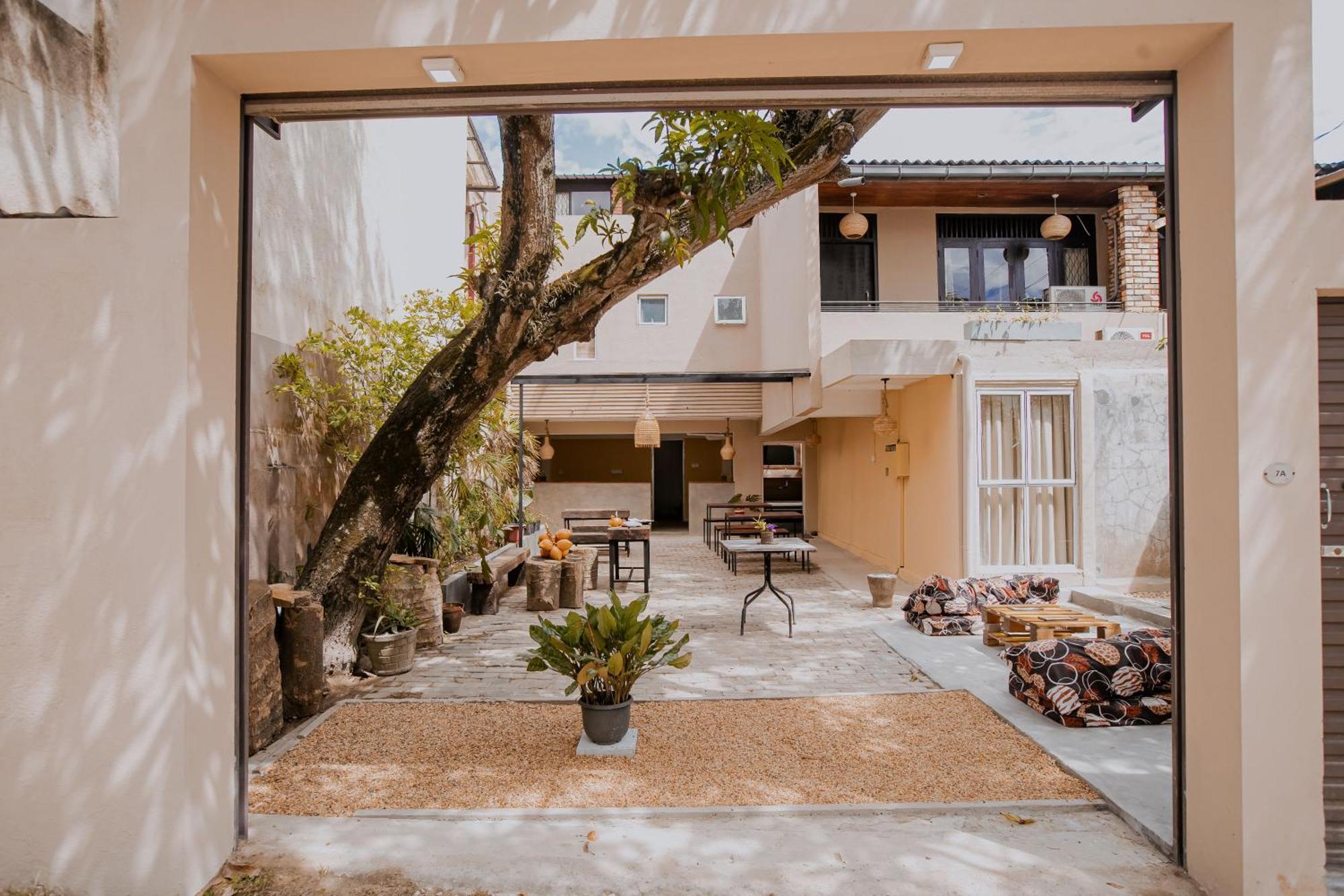 Drop Inn Hostels コロンボ エクステリア 写真